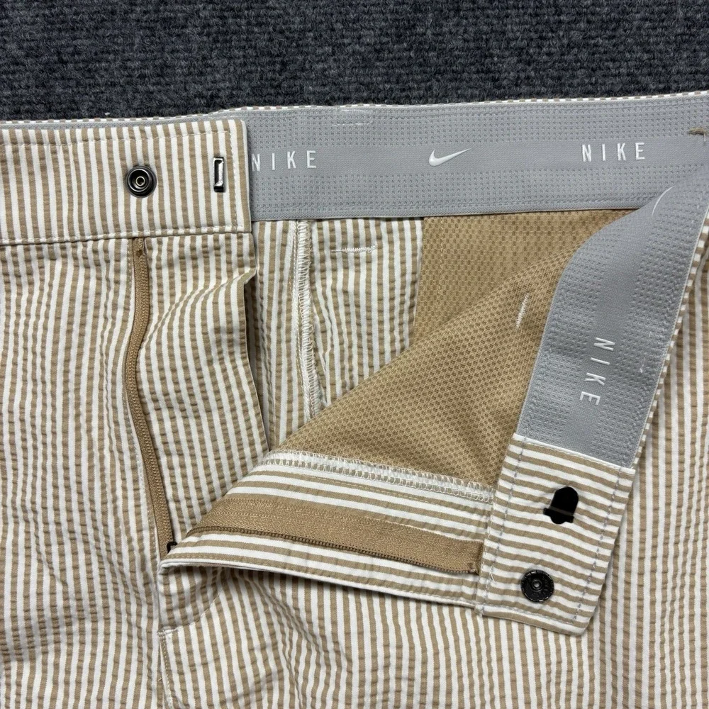 Nike Dri-FIT Golf Shorts 38 Khaki Seersucker Stripe‎ Stretch 8